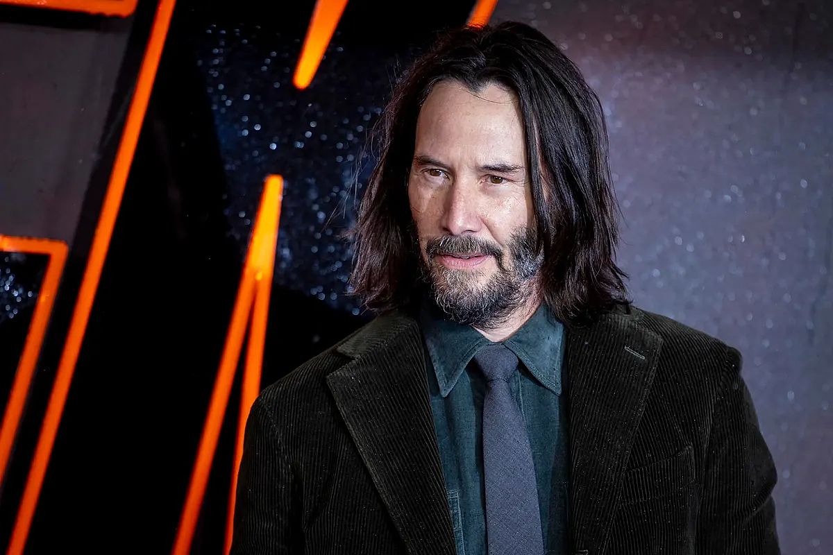 Keanu Reeves Surprises Fans with New Hairstyle - 258456550