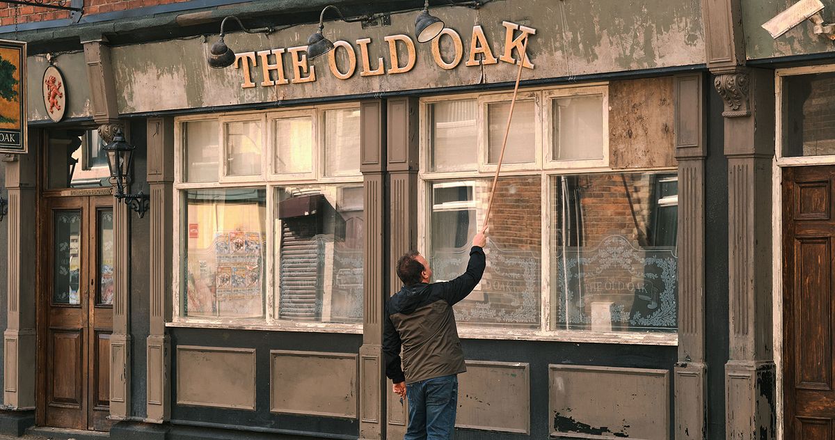 Ken Loach's 'The Old Oak': A Powerful Message of Unity and Hope - 1823432458